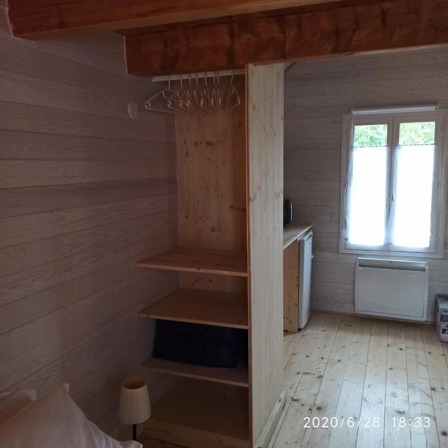 Contrexéville Une Tiny House A Decouvrir Au Coeur De La Cite ! מראה חיצוני תמונה